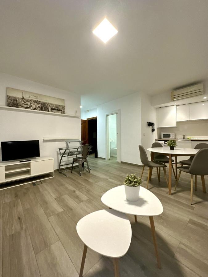 Urbe10 Santa Lucia 1 Bedroom Apartment 1A Malaga Ngoại thất bức ảnh